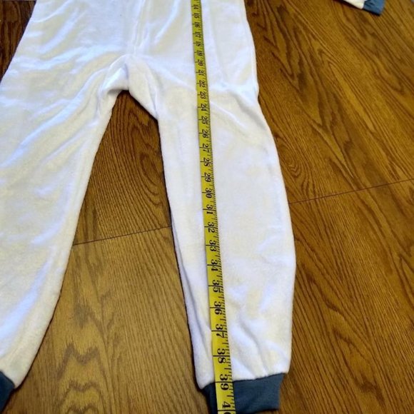 Smallfoot Migo One Piece Costume Pajama Set White - Picture 5 of 14